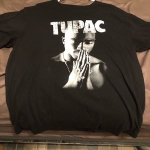 Tupac shirt